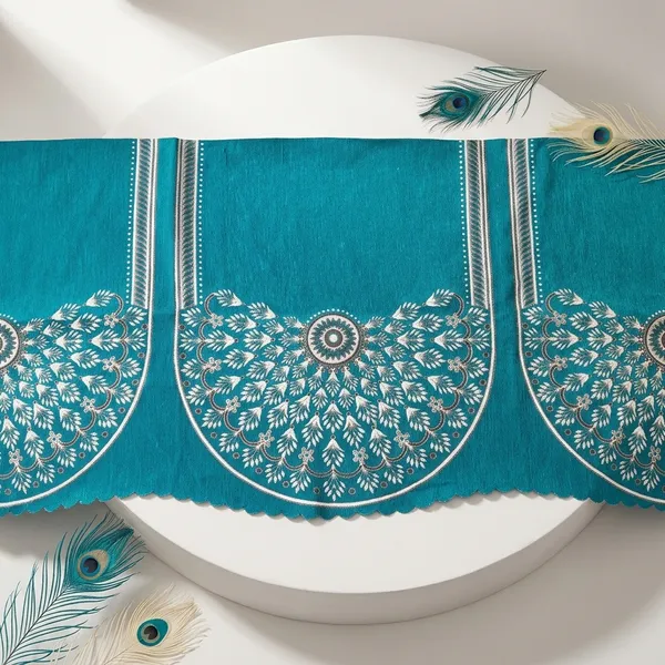 Blue_And_White_Chenille_Sofa_Cover_For_Home_Furnishing
