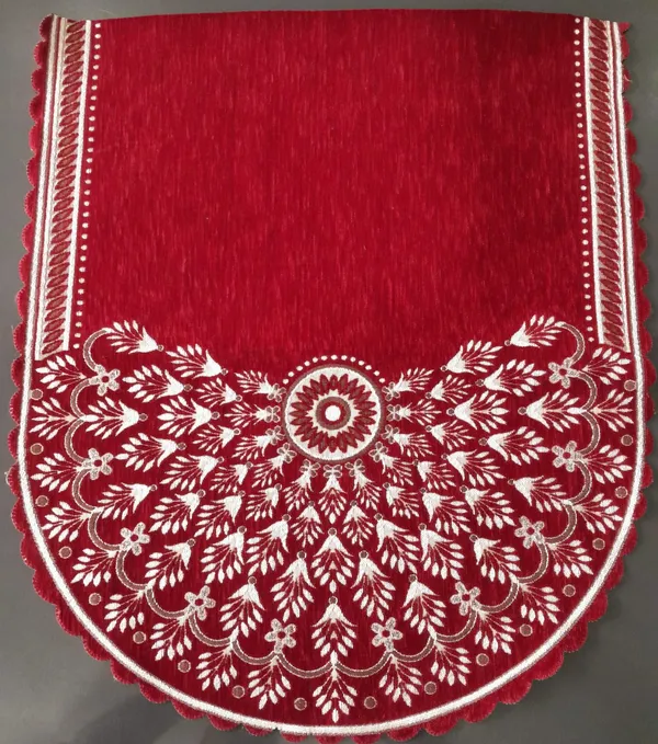 Red_And_White_Chenille_Sofa_Cover_For_Home_Furnishing