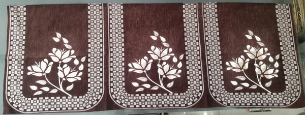 Brown_And_White_Chenille_Sofa_Cover_For_Home_Furnishing