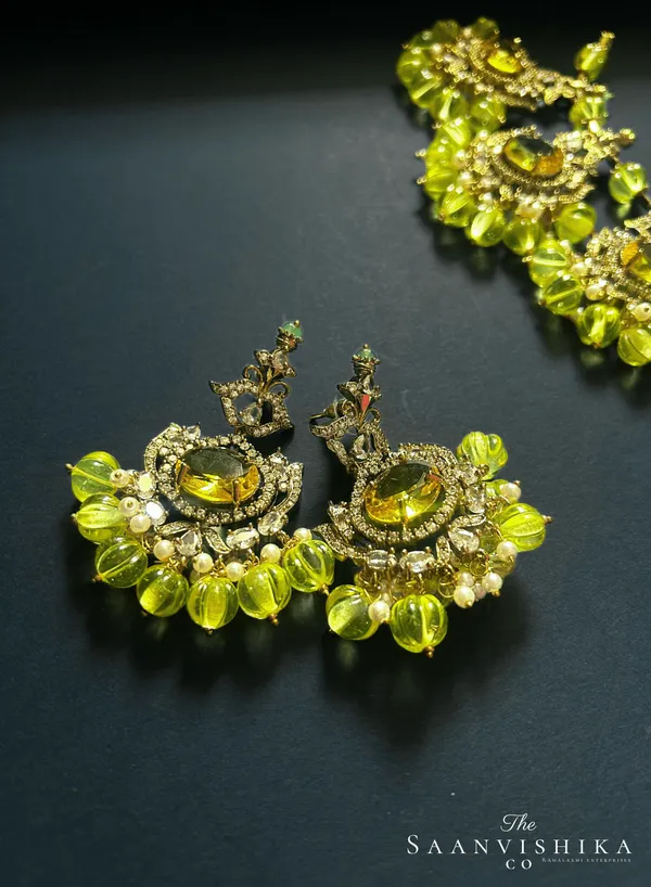 Sage_Green_Alloy_Blend_Victorian_Beads_Necklace_Set_For_Women