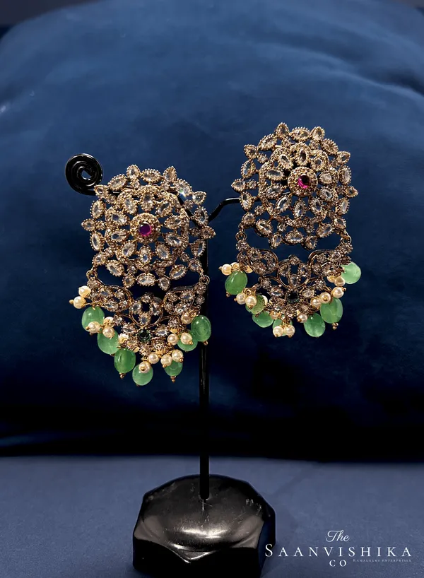 Full_Moon_Victorian_Choker_With_Earrings