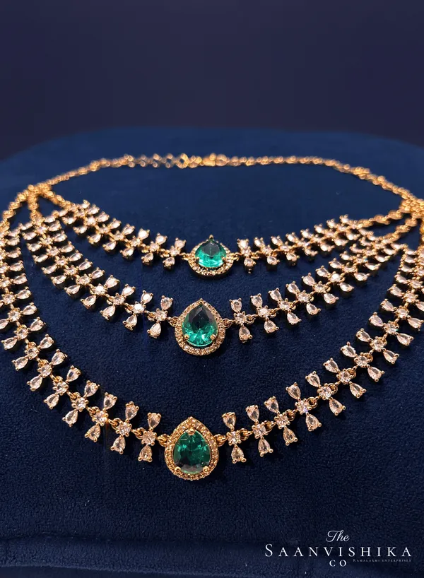 Green_Alloy_Gemstone_Step_Chain_Short_Necklace_For_Women