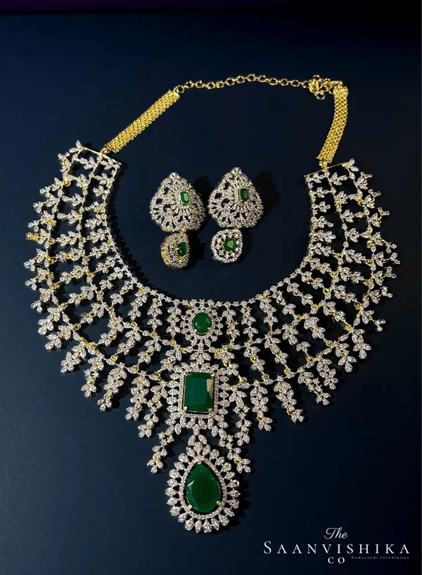 Green_Alloy_Blend_Triple_Gemstone_Cz_Diamond_Bridal_Necklace_Set_For_Women