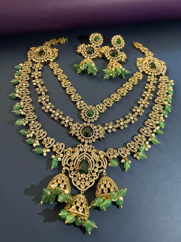 Green_Alloy_Triple_Gemstone_Beads_Diamond_Necklace_For_Women