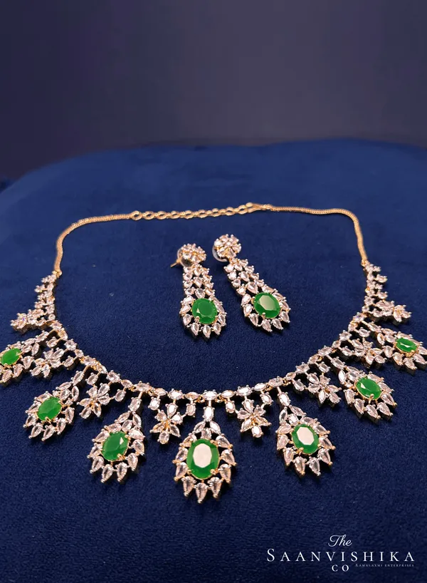 Green_Alloy_Blend_Hexagonal_Gem_Diamond_Necklace_With_Earrings_For_Women