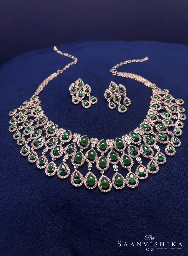 Green_Alloy_3_Layer_Droplet_Necklace_With_Earrings_For_Women