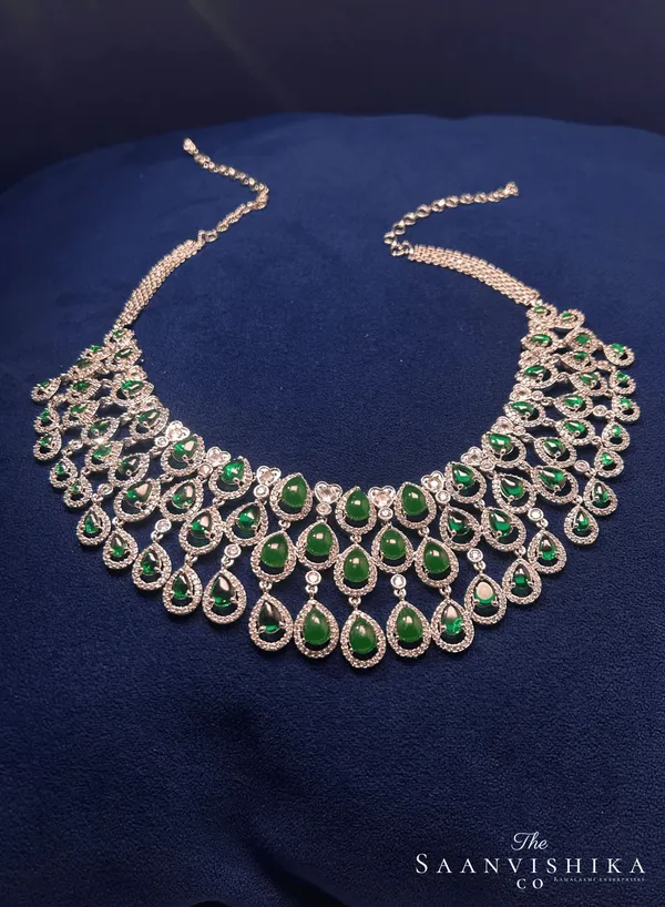Green_Alloy_3_Layer_Droplet_Necklace_With_Earrings_For_Women