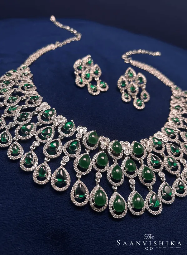 Green_Alloy_3_Layer_Droplet_Necklace_With_Earrings_For_Women