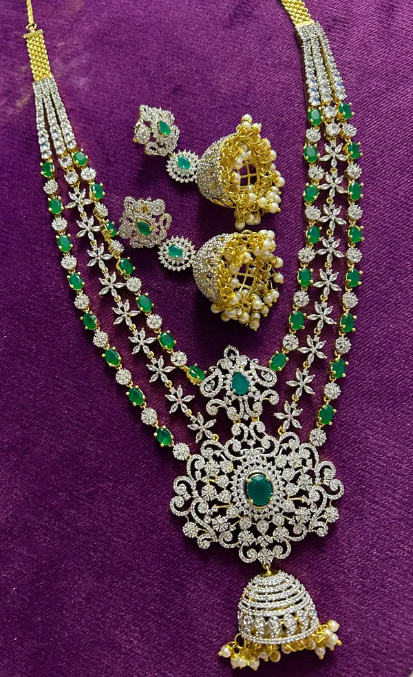 Green_Alloy_Flower_Pendant_Necklace_With_Jhumki_Earrings_For_Women