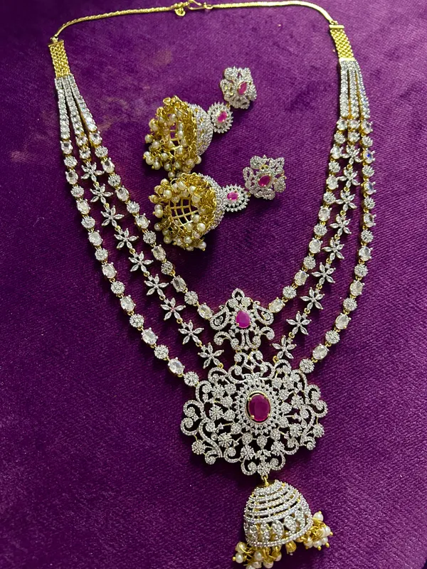 Red_Alloy_Jhumki_Flower_Pendant_Diamond_Necklace_With_Earrings_For_Women
