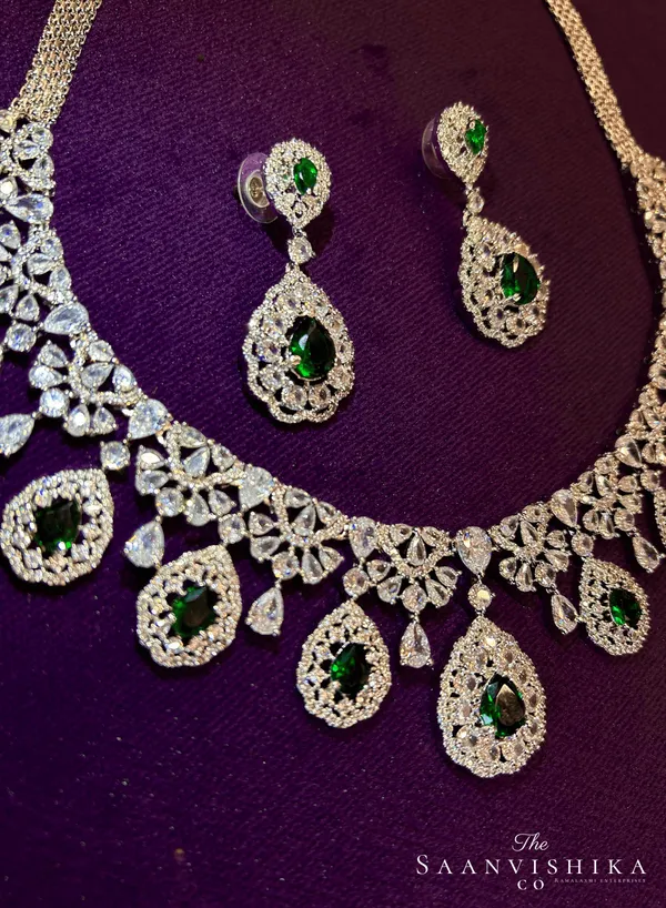 Green_Alloy_Hexagonal_Droplet_Necklace_With_Earrings_For_Women