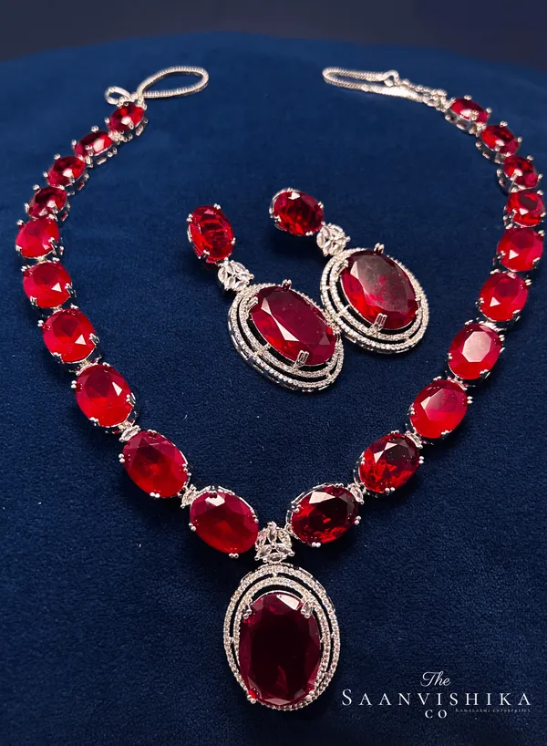 Red_Alloy_Blend_Gemstone_Necklace_With_Earrings_For_Women