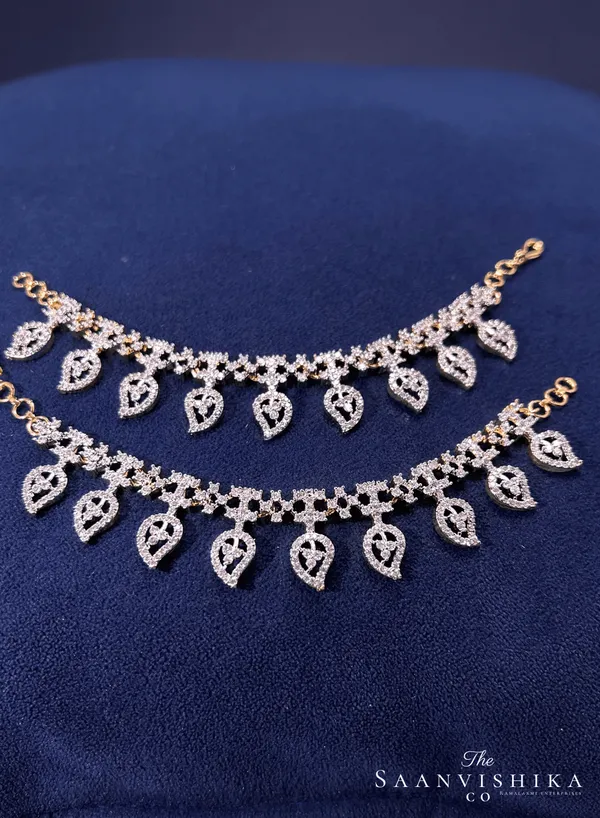 Golden_Alloy_Mango_Crystal_Diamond_Bridal_Earchain_For_Women