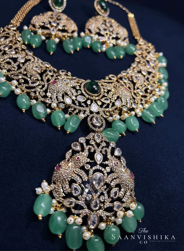 Green_Alloy_Blend_Victorian_Elephant_Detachable_Bead_Necklace_For_Women