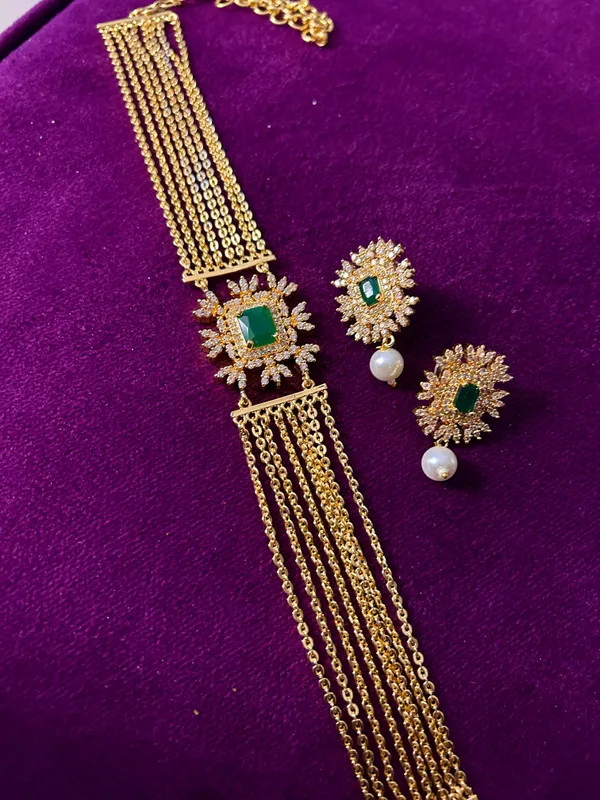 Green_Alloy_Layered_Neck_Patti_Set_For_Women
