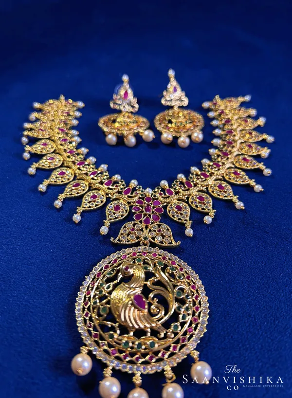 Golden_Alloy_Blend_Peacock_Designer_Necklace_For_Women