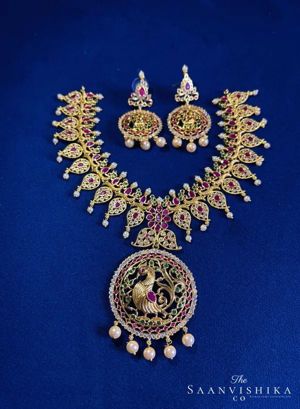Golden_Alloy_Blend_Peacock_Designer_Necklace_For_Women