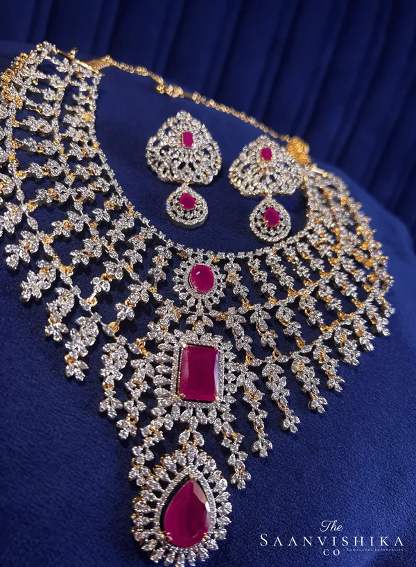 Red_Alloy_Blend_Triple_Gemstone_Cz_Diamond_Necklace_Set_For_Women