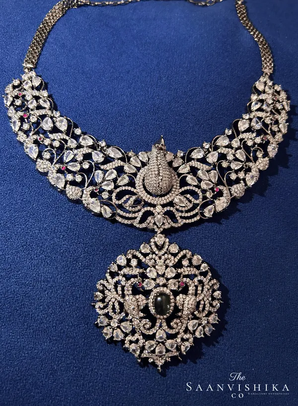 Green_Alloy_Blend_Victorian_Peacock_Detachable_Pendant_Necklace_Set_For_Women