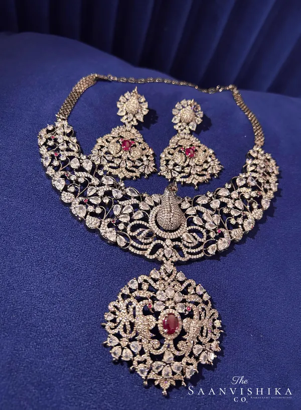 Red_Alloy_Blend_Victorian_Peacock_Detachable_Pendant_Necklace_Set_For_Women