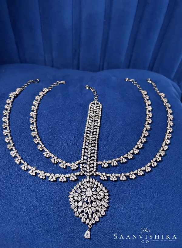 Black_Alloy_Blend_Victorian_Polish_Bridal_Maang_Tikka_For_Women
