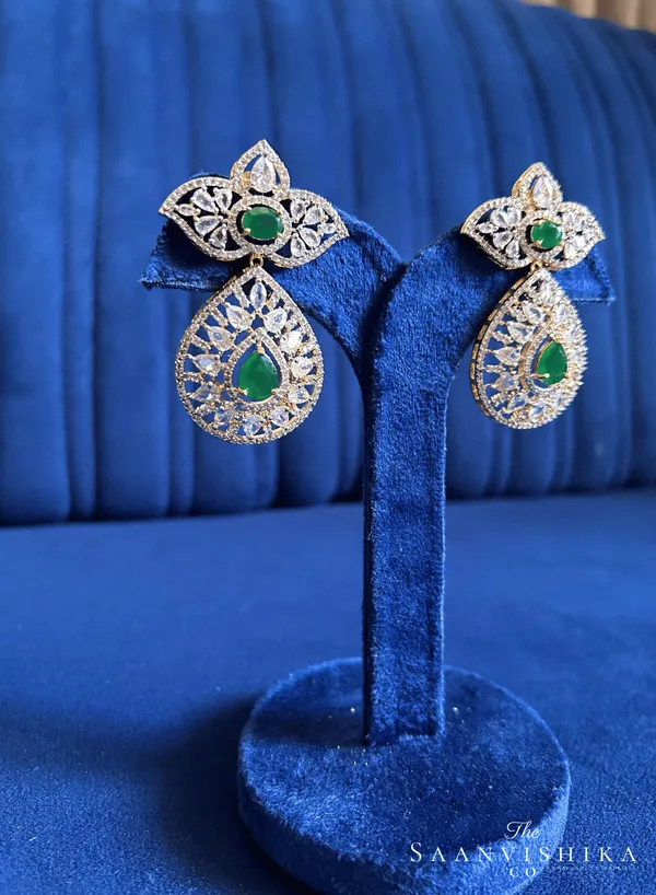 Green_Alloy_Star_Droplet_Drop_Earrings_For_Women