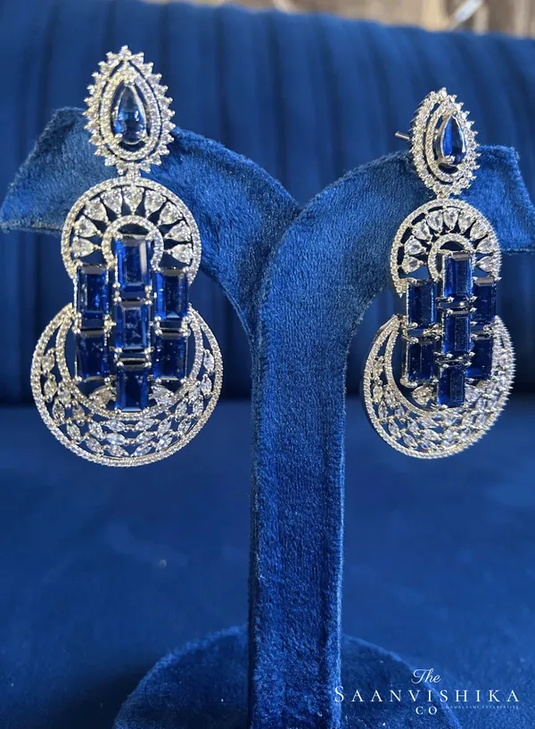 Blue_Alloy_Fusion_Chandbali_Earrings_For_Women