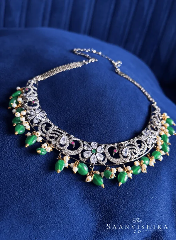 Green_Alloy_Blend_Victorian_Peacock_Black_Beads_Kante_Necklace_For_Women