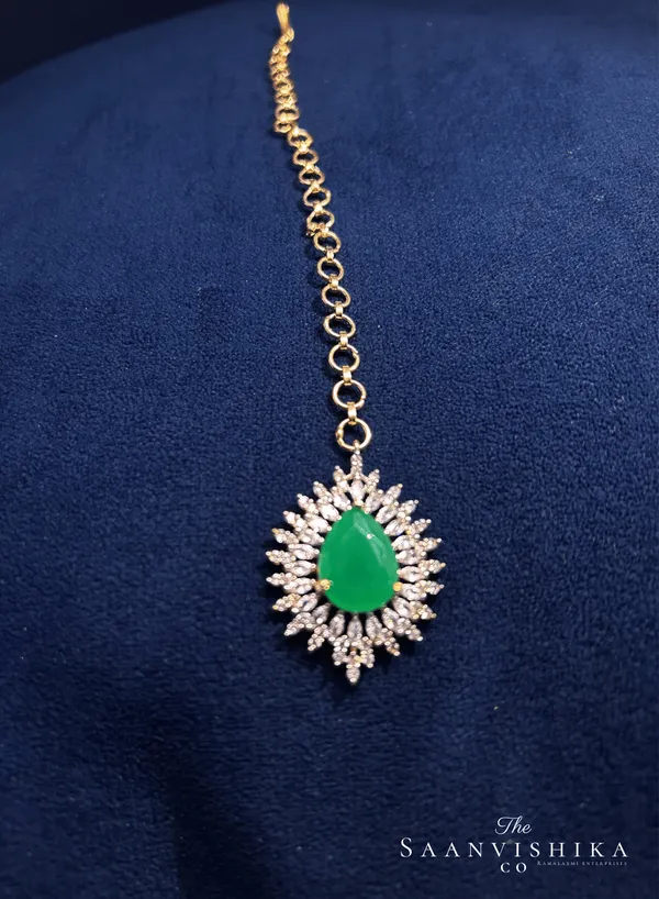 Green_Alloy_Bridal_Uncut_Diamond_Maang_Tikka_For_Women