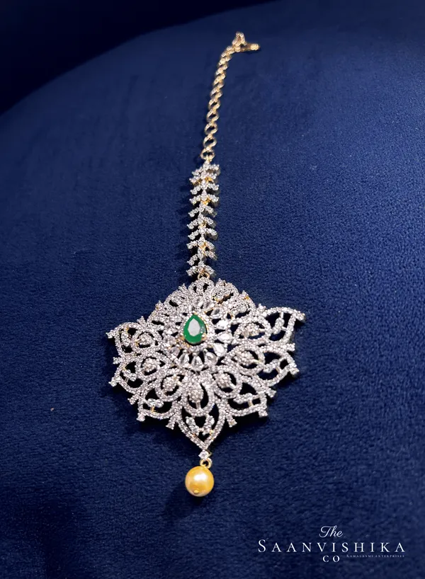 Silver_Alloy_Bridal_Single_Chain_Maang_Tikka_For_Women