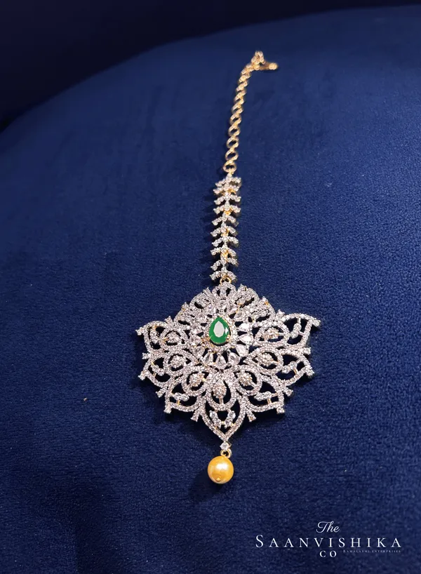 Silver_Alloy_Bridal_Single_Chain_Maang_Tikka_For_Women
