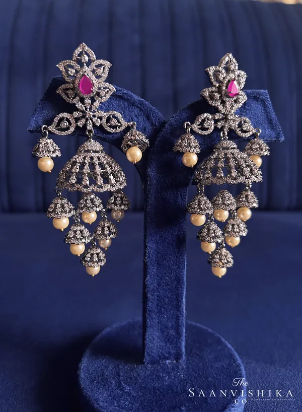 Red_Alloy_Victorian_Bridal_Pearl_Jhumka_For_Women