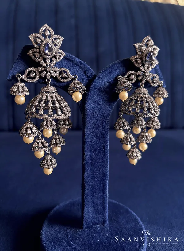 Purple_Alloy_Victorian_Bridal_Pearl_Jhumka_For_Women