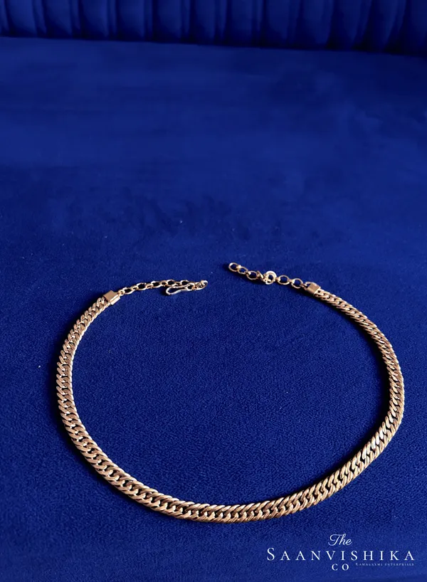 Golden_Alloy_Jalebi_Chain_Necklace_For_Women