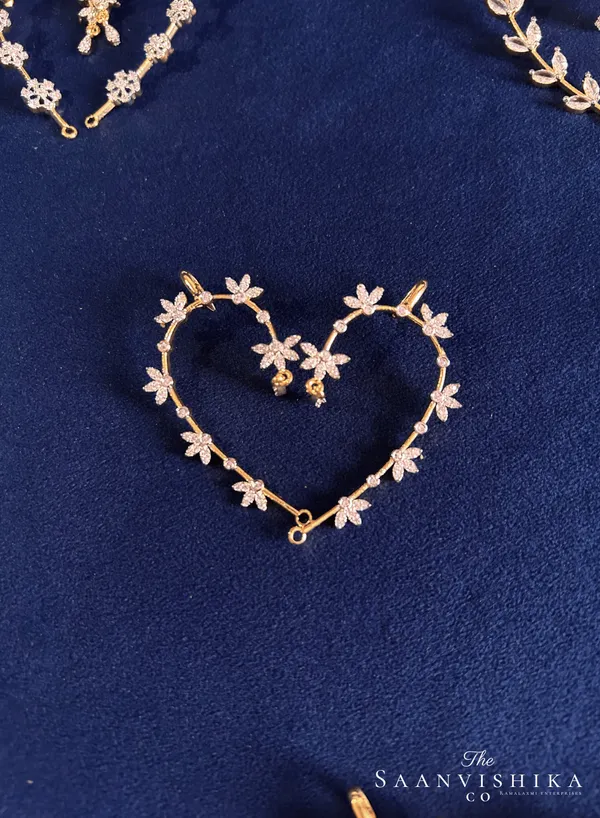 Golden_Alloy_Floral_American_Diamond_Earcuffs_For_Women