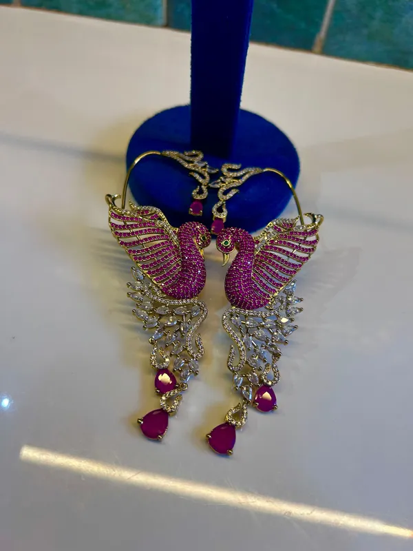 Red_Alloy_Cz_Peacock_Earcuffs_For_Women