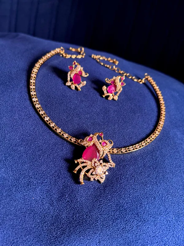 Golden_Alloy_Victorian_Ruby_Swan_Kanti_Necklace_Set_For_Women