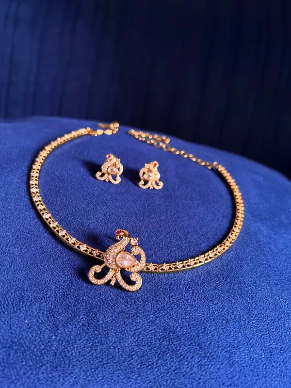 Golden_Alloy_Victorian_Swan_Kanti_Necklace_Set_For_Women