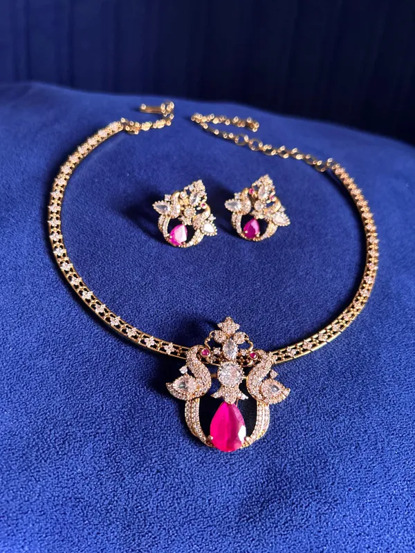 Victorian_Double_Swan_Kanti_With_Pendant_Set_Ruby