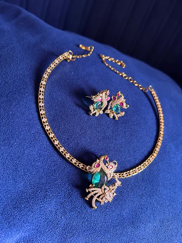 Green_Alloy_Victorian_Swan_Kanti_Necklace_Set_For_Women