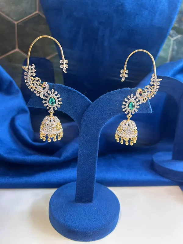 Golden_Alloy_Blend_Screwback_Jhumka_For_Women
