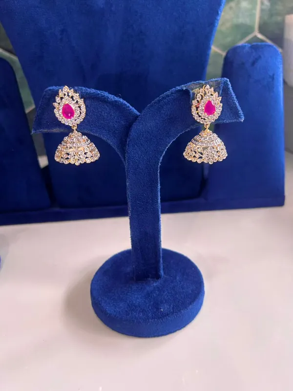 Red_Alloy_Blend_Screwback_Jhumka_For_Women