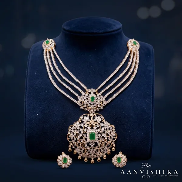 Multicolor_Alloy_Emerald_Rani_Necklace_With_Earrings_For_Women