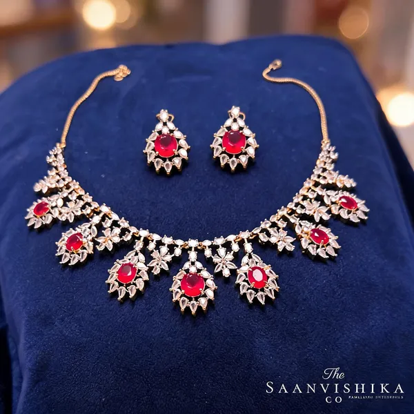 Red_Alloy_Blend_Hexagonal_Gem_Diamond_Necklace_With_Earrings_For_Women