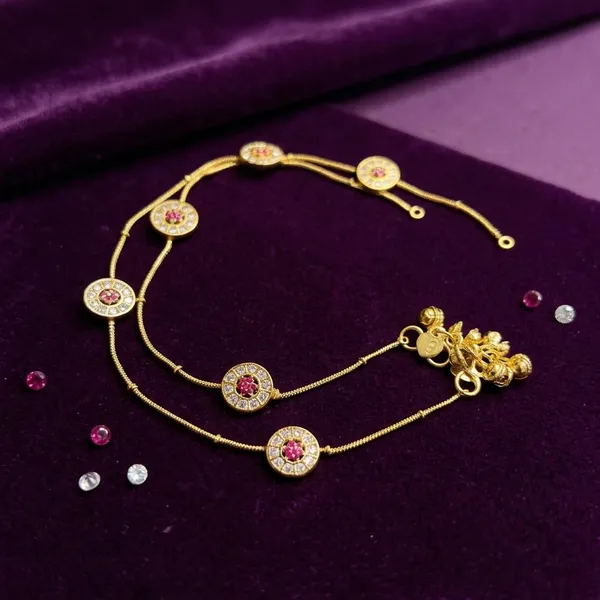 Golden_Alloy_Diamond_Round_Anklet_For_Women