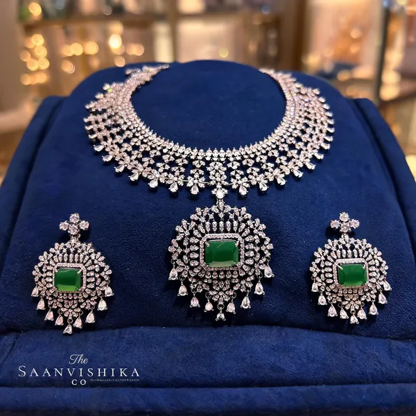 Green_Alloy_Detachable_Pendant_Diamond_Necklace_With_Earrings_For_Women