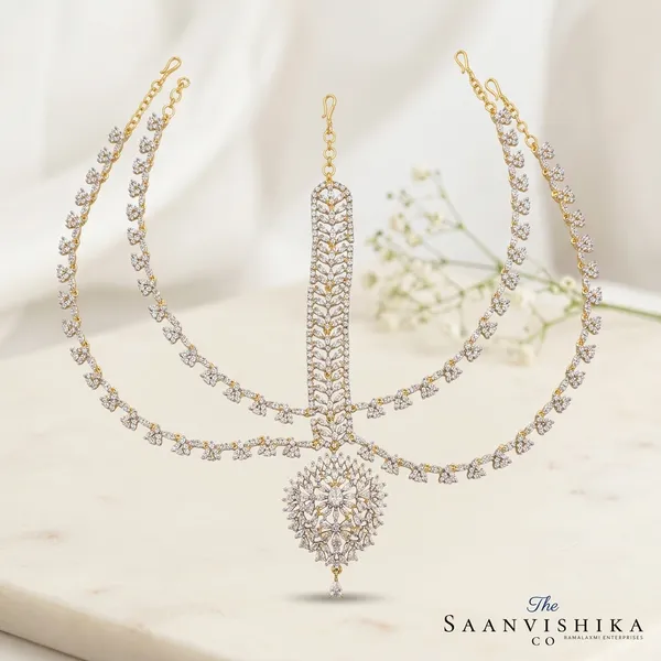 Golden_Alloy_Bridal_Maang_Tikka_For_Women