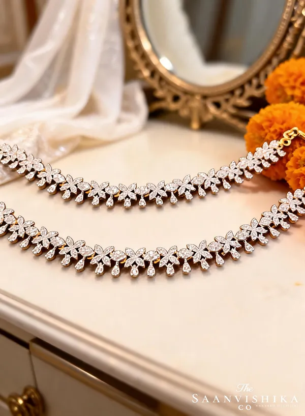 Golden_Alloy_Floral_Bridal_Earchain_For_Women