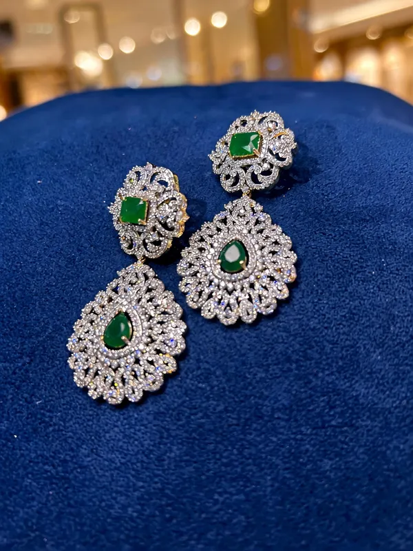 Green_Alloy_Emerald_Stud_Earrings_For_Women