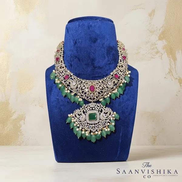 Green_Alloy_Detachable_Pendant_Beads_Necklace_Set_For_Women